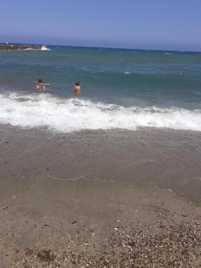 Au Soleil De La Grande Bleue Βίλα Σαιντ-Μαρί-ντε-λα-Μερ Εξωτερικό φωτογραφία